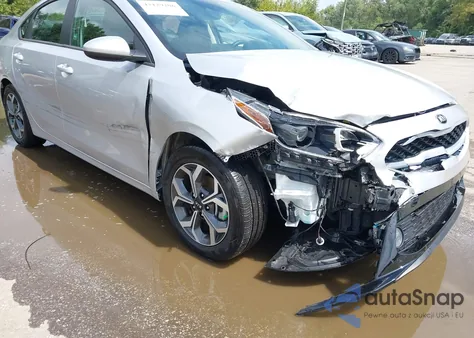 2020 Kia Forte Lxs z USA, uszkodzony, nr VIN 3KPF24AD5LE190774